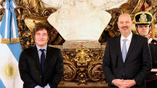 El Gobierno prepara otro mega decreto con cierres y fusiones en organismos del Estado