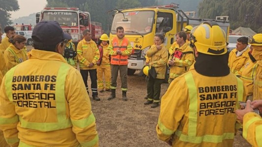 Brigadistas santafesinos refuerzan la lucha contra los incendios en la Patagonia