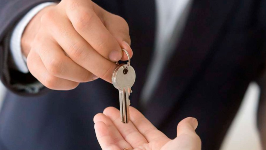 Los ladrillos serán la "inversión estrella" de 2025 de la mano de los créditos hipotecarios (1)