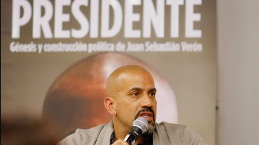 Tensión en Estudiantes: Verón analiza dar por caído el acuerdo con Foster Gillett