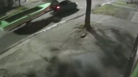 Robaron la canoa de un pescador en Villa Gobernador Gálvez: “Es mi herramienta de trabajo”