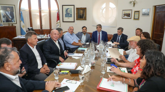 Paritarias: El Gobierno elevó una oferta salarial a UPCN y ATE