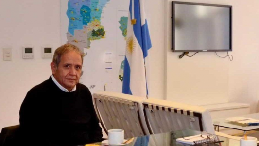 "Absoluto rechazo" de la Asociación Bancaria al decreto que convierte al Banco Nación en Sociedad Anónima