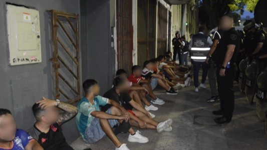 Dura sanción a hinchas de Huracán por generar disturbios en el clásico