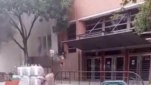 Explosión y evacuación en un colegio: calor, caos e incendio