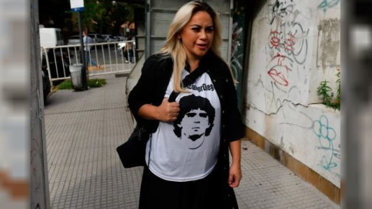 “Perra mal parida”, el insulto de Verónica Ojeda a la psiquiatra Cosachov por la muerte de Maradona