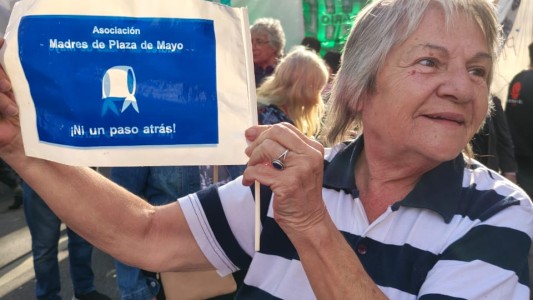 Marcha por los jubilados en Plaza San Martín