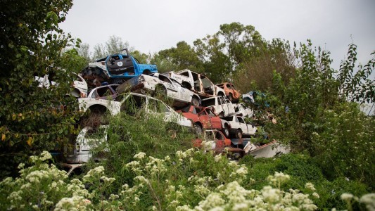 Se compactaron los vehículos del Depósito Policial