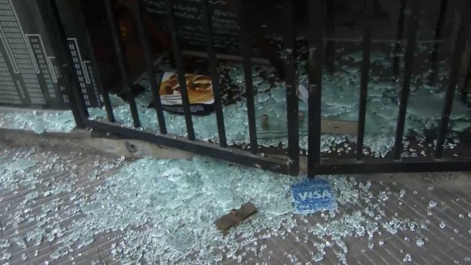 Intento de robo: destrozaron la vidriera de un comercio