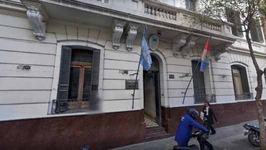 Detuvieron a un hombre armado con un cuchillo acusado de amenazar a su ex pareja en el centro