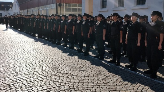 Se entregaron casi 29 mil nuevos uniformes para diferentes áreas de las fuerzas armadas