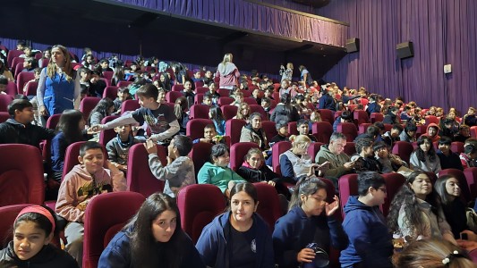 "Primera Vez al Cine" regresa para seguir acercando el arte a las escuelas rosarinas