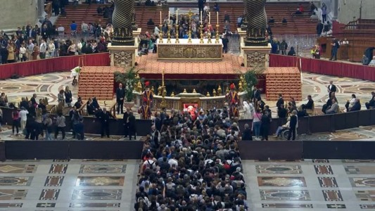EN VIVO: El mundo se despide del Papa Francisco desde la Basílica de San Pedro