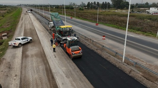 Cuándo terminarán la construcción del tercer carril de la autopista Rosario- Santa Fe