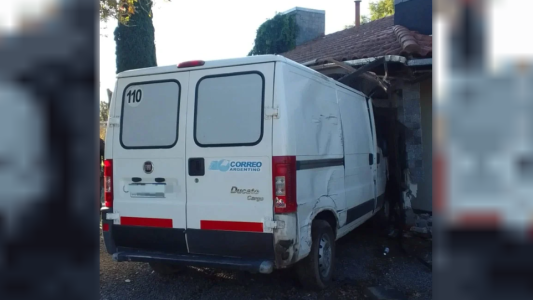 Estaba alcoholizado, atropelló, mató a una adolescente y se incrustó dentro de una casa