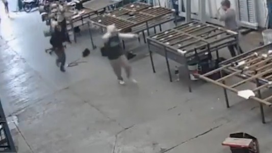 Golpe comando y robo millonario a una fábrica de aberturas