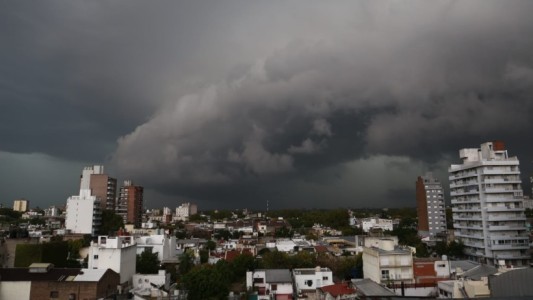 Tiempo en Rosario: alerta amarilla por tormentas y mejora progresiva hacia el fin de semana