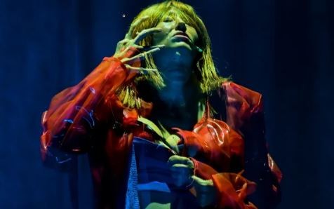 "Suavecita", la historia de una mujer que con su don cura pacientes terminales en un hospital