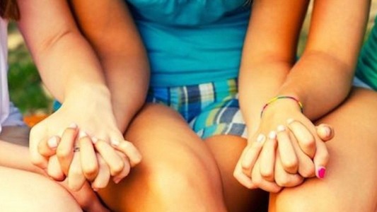 Abrieron las inscripciones para quienes deseen adoptar en Santa Fe: hay más de 150 niñas, niños y adolescentes que esperan una familia