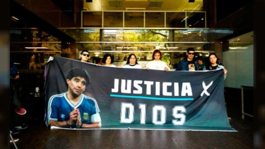 Anularon el juicio por la muerte de Maradona