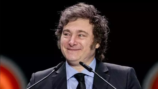 Javier Milei vuelve al país y prepara la firma de una batería de decretos clave