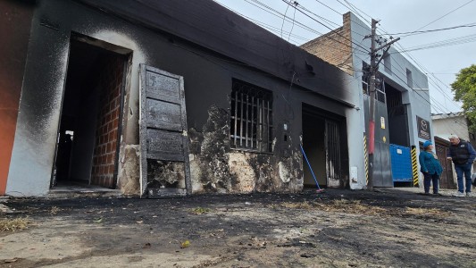 Incendio en La Paz al 5500: una mujer lo perdió todo y necesita ayuda