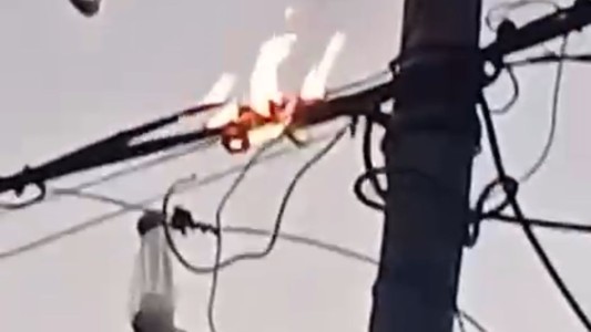 Incendio en un tendido eléctrico: los vecinos denuncian falta de respuestas y abandono