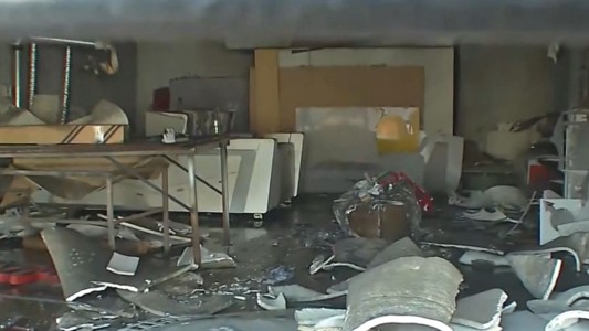 Un feroz incendio arrasó con un comercio: las pérdidas fueron totales