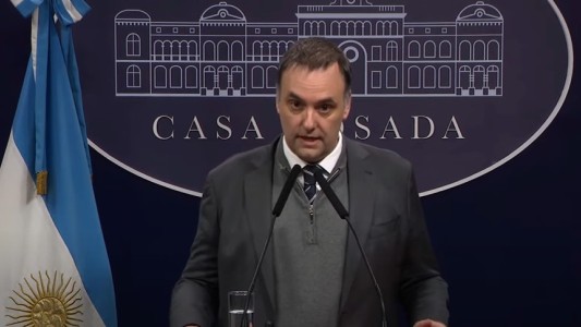 El Gobierno anunció el cierre de Vialidad Nacional y otros organismos de transporte