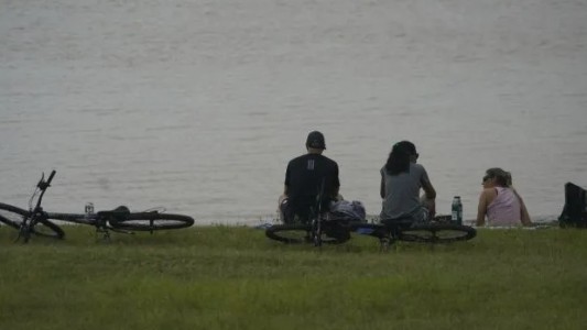 El tiempo en Rosario: tarde templada y cielo cubierto para este feriado