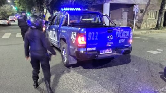 Balearon tres casas en plena tarde en Av. Francia al 2600