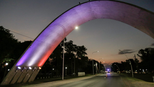 Batalla campal con personas heridas en un boliche de Esperanza
