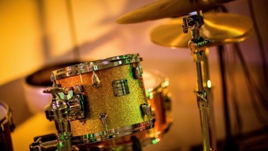 Rosario celebra a lo grande el Día Nacional del Baterista con un show único de 60 músicos en escena