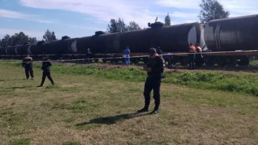 Falleció un hombre tras ser atropellado por un tren: investigan si se trata de una persona desaparecida en Funes