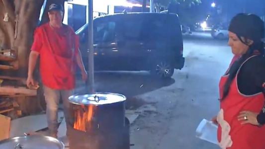 Merendero “La Victoria”: asisten a 400 familias con un plato de comida y necesitan donaciones