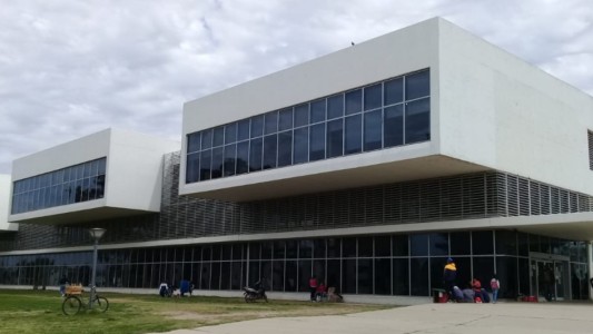 Escándalo en Santa Fe: denuncian el robo de más de 50 ampollas de fentanilo de un hospital público