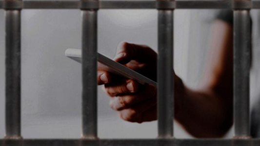 Preso consiguió un celular en la cárcel para seguir amenazando a su exesposa