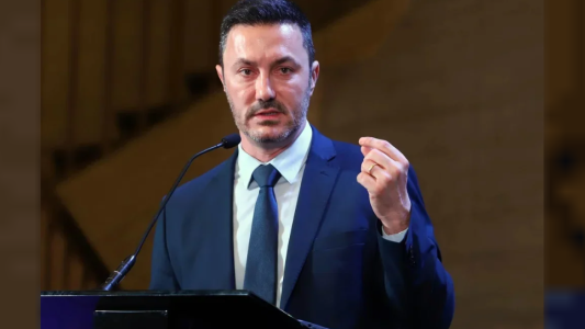 Petri moviliza tropas a las fronteras para vigilancia