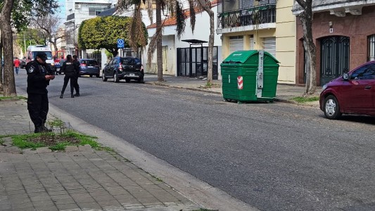 Conmoción por el hallazgo de un cuerpo dentro de un contenedor