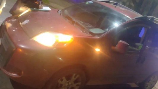 Detuvieron a un limpiavidrios tras intentar robar un celular y romper un parabrisas