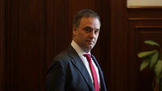 Adorni, tras la derrota electoral bonaerense: "Cometimos errores, pero no vamos a modificar el rumbo"