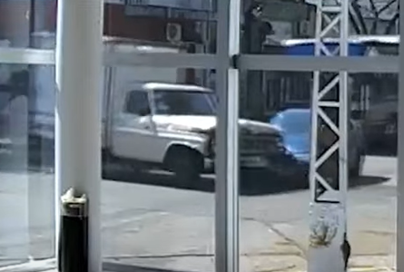 La esquina de los choques: vecinos denuncian que San Juan y Gutenberg es “una trampa” vial