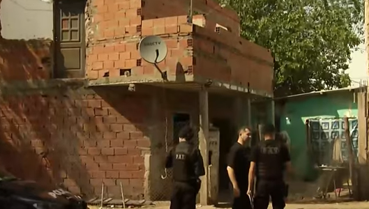 Villa Gobernador Gálvez: una mujer está grave con el 65% del cuerpo quemado