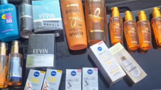 Detuvieron a dos mujeres por robar en una farmacia: usaron una faja para esconder la mercadería