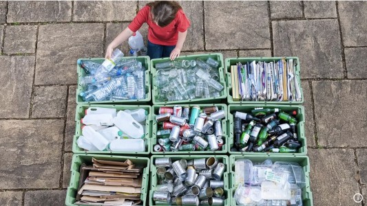 Eco Tips: guía práctica para preparar tus residuos reciclables antes de llevarlos al ecocanje