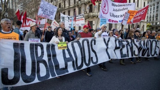 Los jubilados volverán a marchar este miércoles junto a las dos CTA