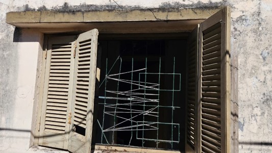 Violenta entradera en barrio Sarmiento: robaron dinero, un televisor y una computadora