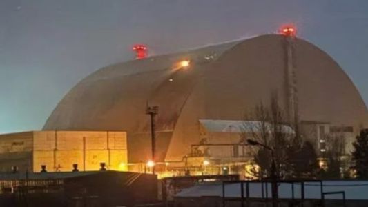 La OIEA advirtió que la central nuclear de Chernóbil sufrió fluctuaciones de energía