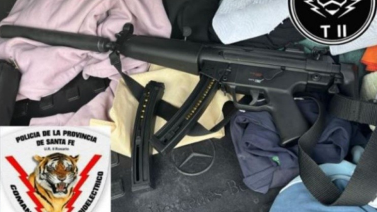 Joven de 22 años fue detenido tras ser interceptado con armas y drogas en Bella Vista