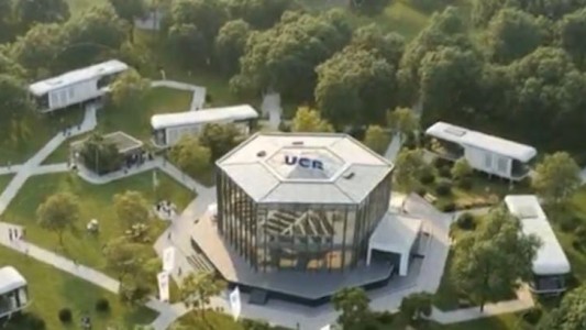 UGR lanza sus carreras tecnológicas en Funes: primer paso hacia el nuevo Hub de Tecnología